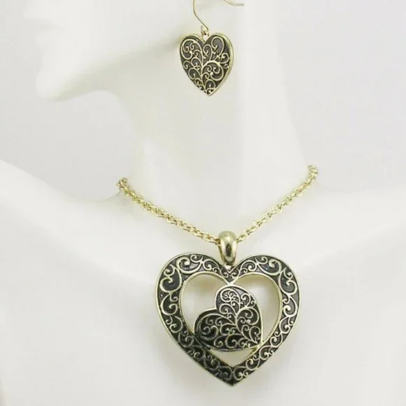 Joan Rivers Necklace Earring Set Etched Hearts Gold & Black NIB 18" Perfect - Picture 7 of 7